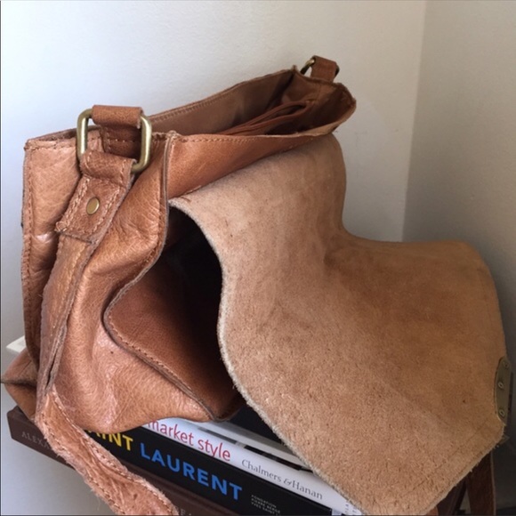 ASOS leather messenger bag - Picture 4 of 4